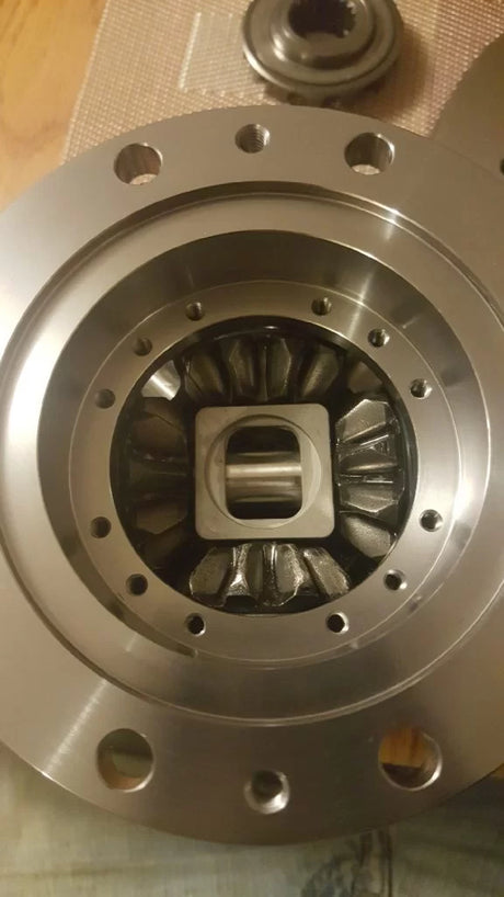 Halo Locker Full Billet Case with Chromoly Carrier (For Stock Axles) - CT Race Worx