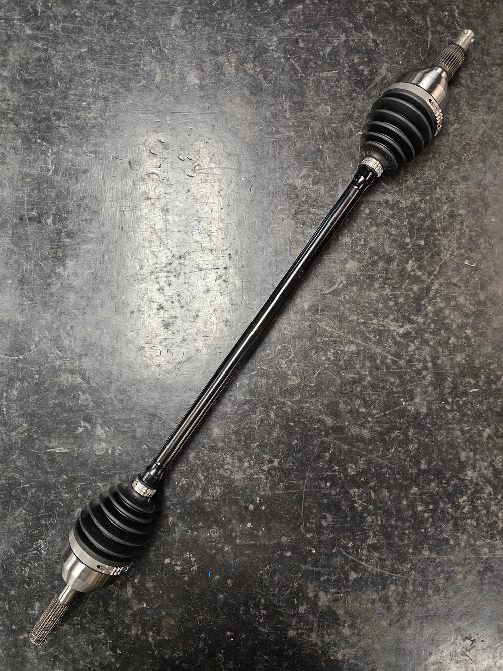 Maverick X3 72" Front Left Axle, Visco