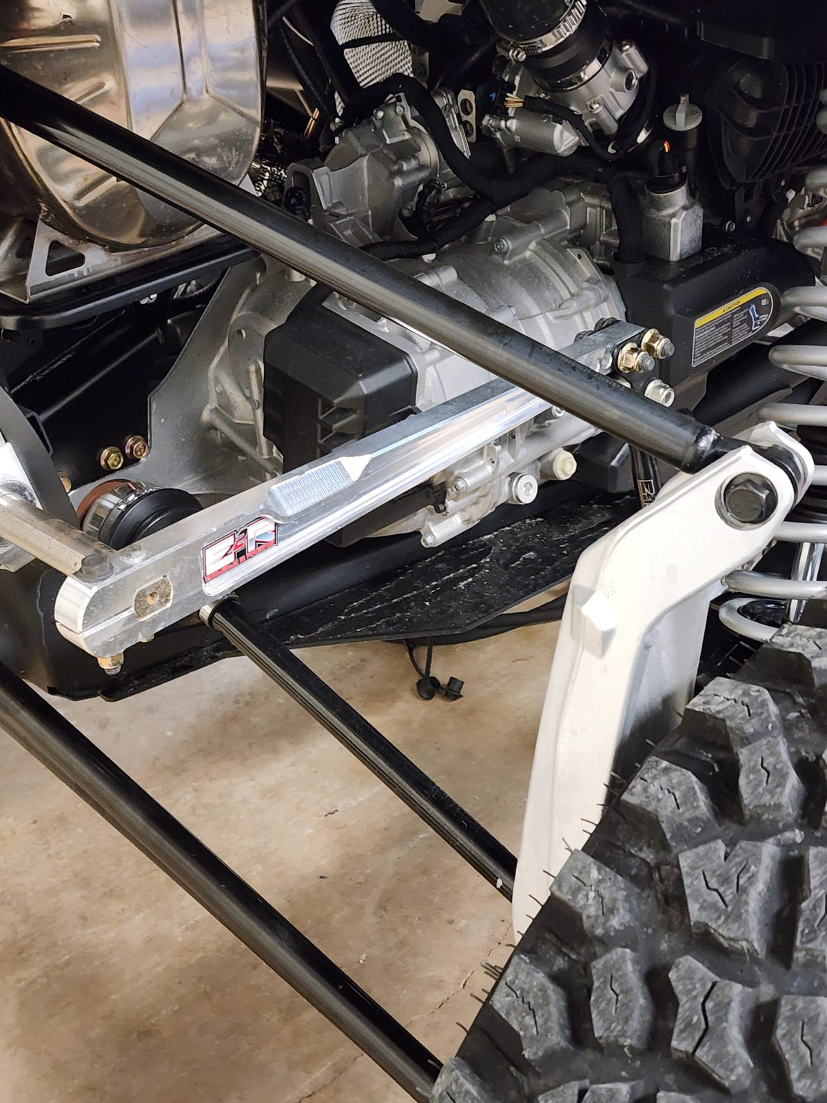 Double E Racing Can Am Maverick R Rear Sway Bar w/ Links