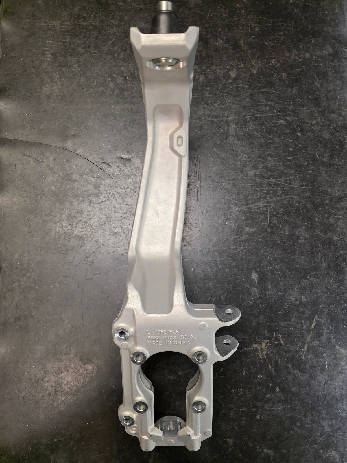 Maverick R Front Left Knuckle